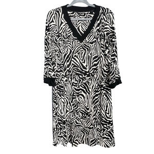 Chicos Travelers Knit Shift Dress Womens Size 2 Black White Zebra Print Stretch